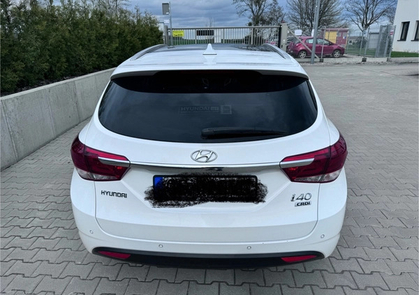 Hyundai i40 cena 59500 przebieg: 148460, rok produkcji 2019 z Chełmża małe 301